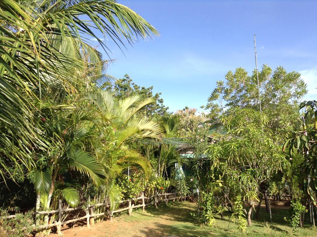 Lagoon Inn Hambantota Eksteriør billede