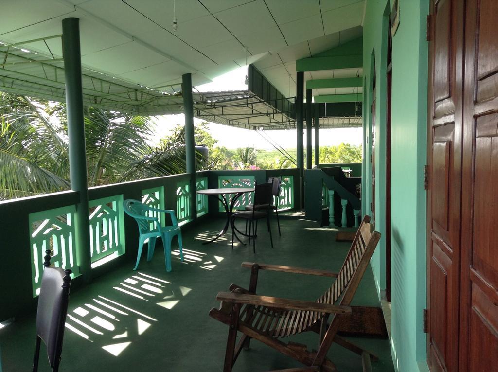 Lagoon Inn Hambantota Eksteriør billede